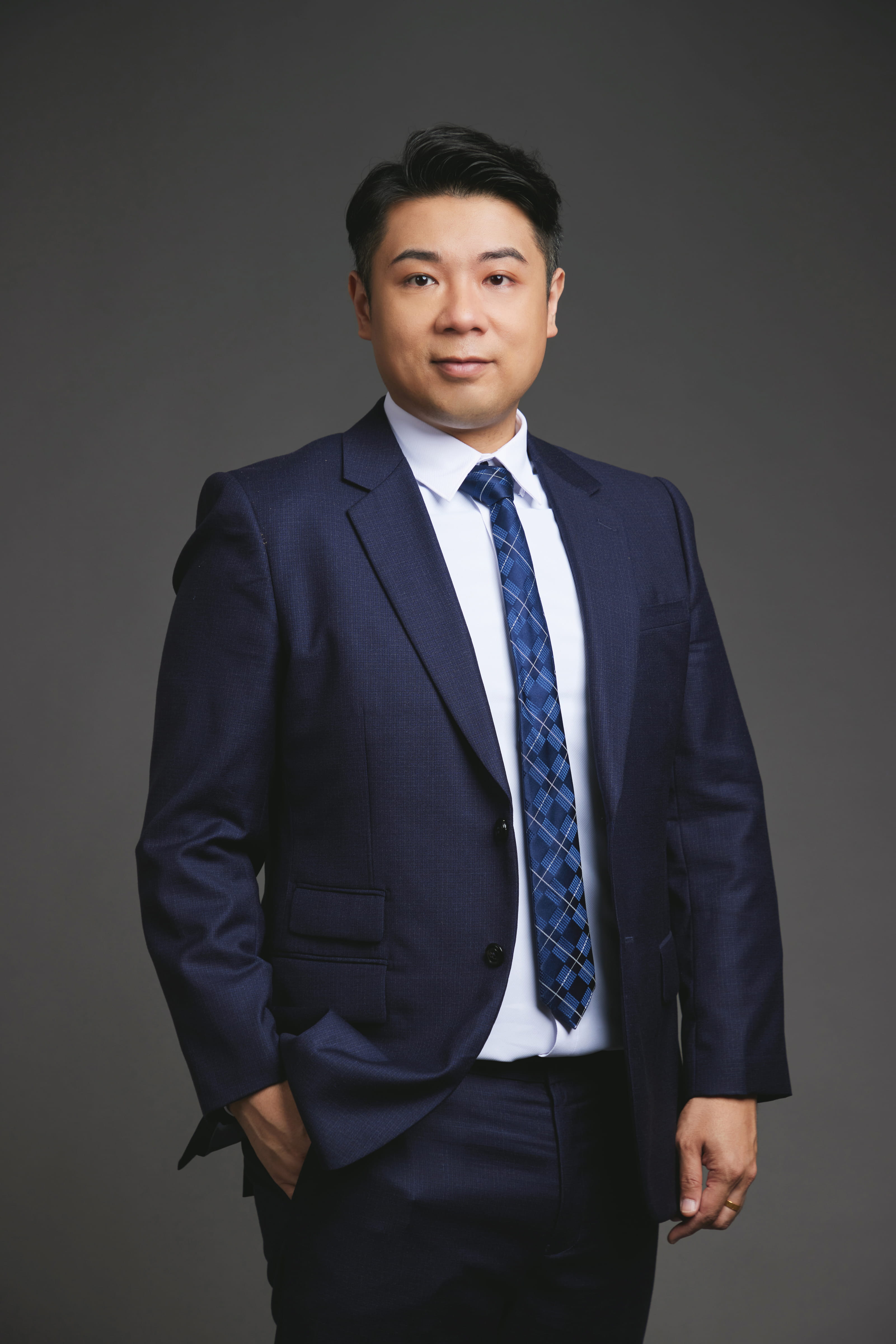 黄盈忠的照片